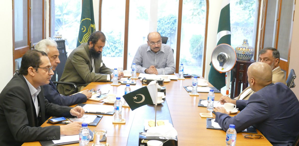 The CABROP team meeting with Secretary Livestock at Punjab Board of Investment and Trade (PBIT) office in Lahore